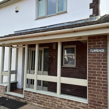 Home In Buckland Brewer Near 比迪福德 外观 照片