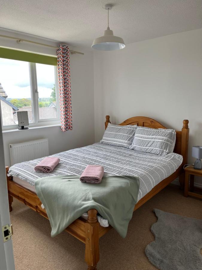 Home In Buckland Brewer Near 比迪福德 外观 照片